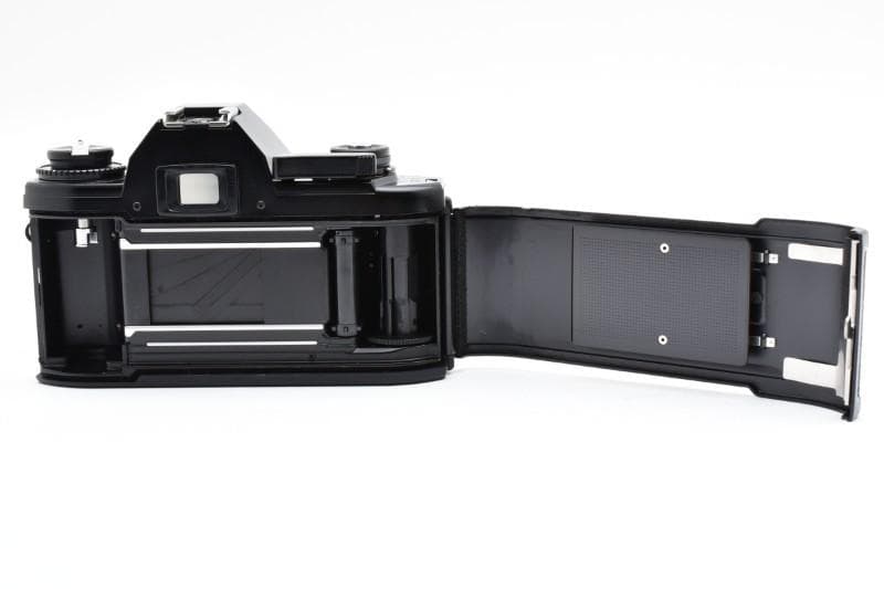 Nikon EM, Ai-S NIKKOR 50mm f/1.8（整備品）