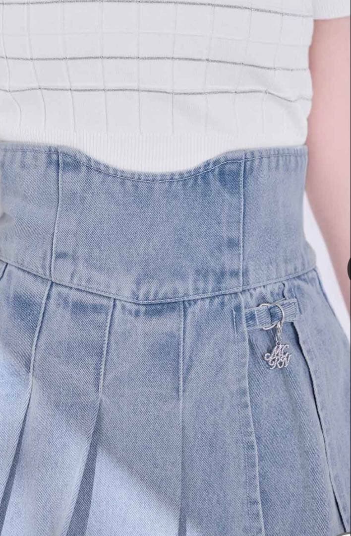 新品タグ付♡ミシェルマカロン完売美脚デニムスカパン ♡フリー