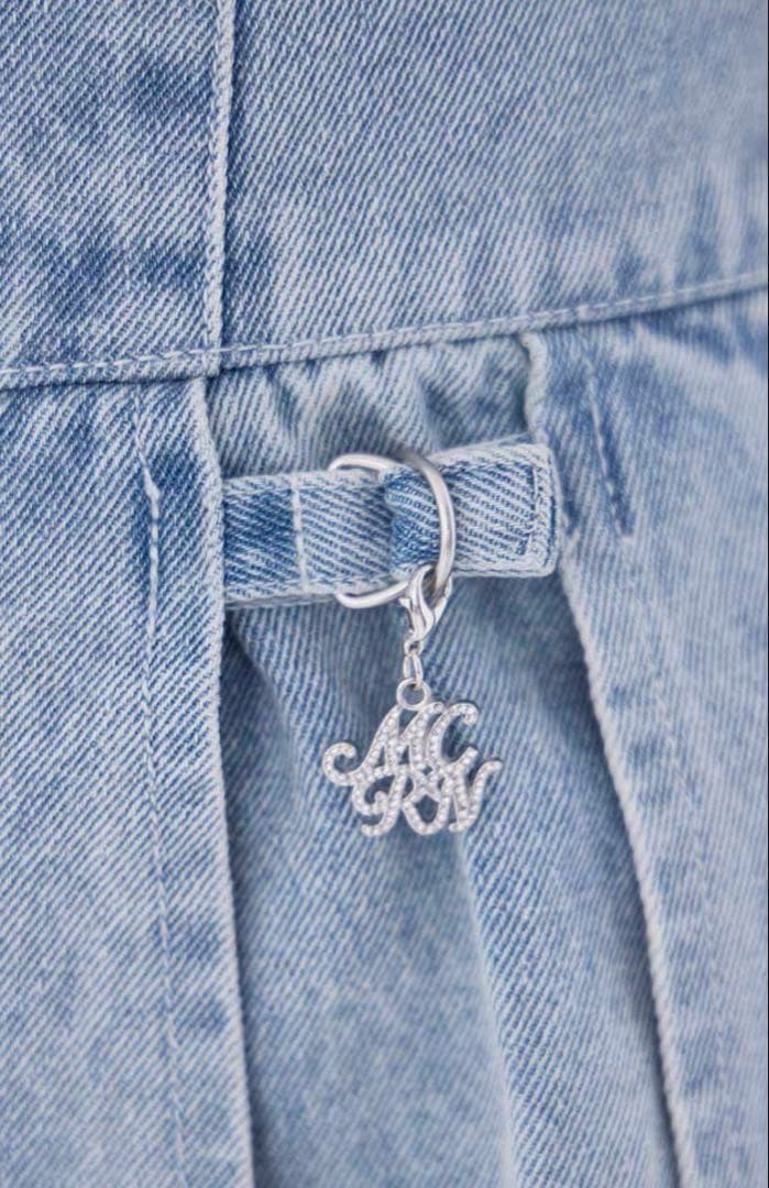 新品タグ付♡ミシェルマカロン完売美脚デニムスカパン ♡フリー