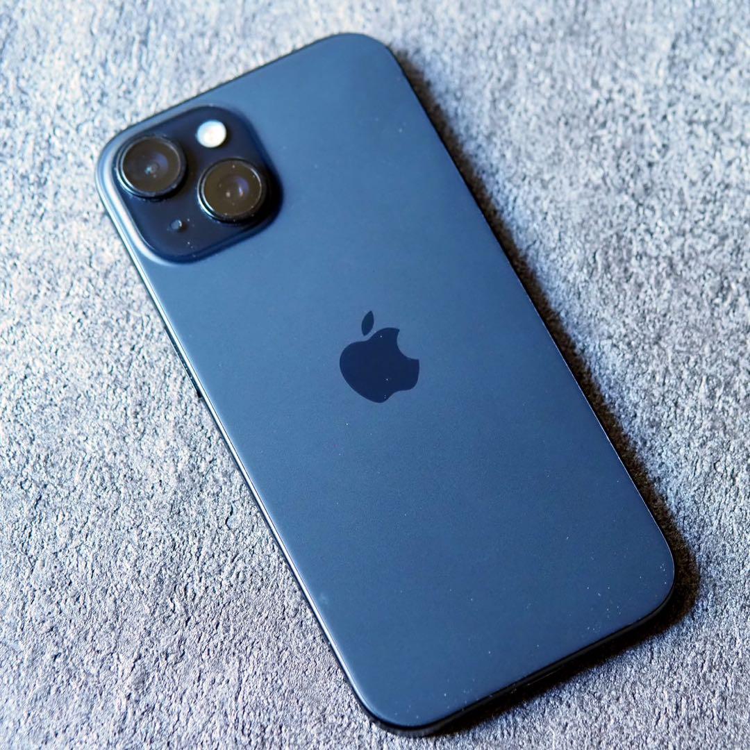 Apple iPhone15 ブラック128