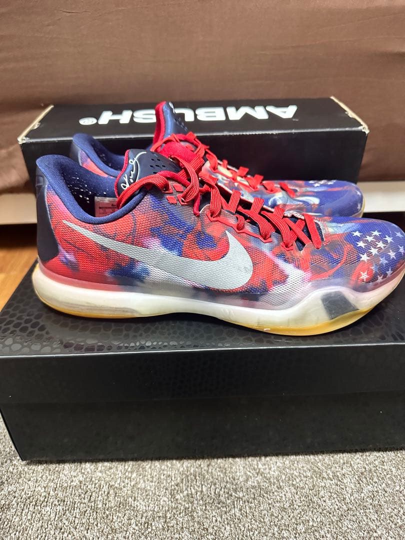 k*k様 Nike Kobe 10 USAカラー　ハリーバートン着用モデル
