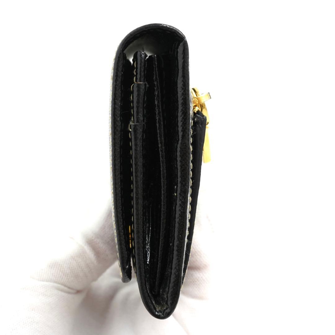 ✨新品未使用✨　PRADA 長財布　三角プレート　エナメル　サフィアーノ