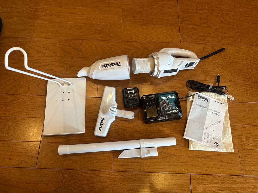 マキタCL108FD 掃除機 充電器付き10.8V