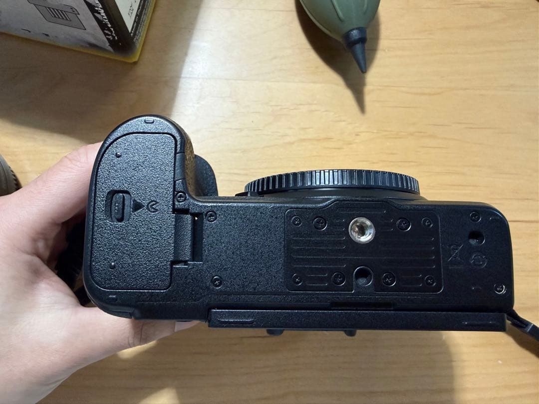 デジタルカメラ NikonZ5 +NIKKORZ28mmf/2.8 SpecialEdition