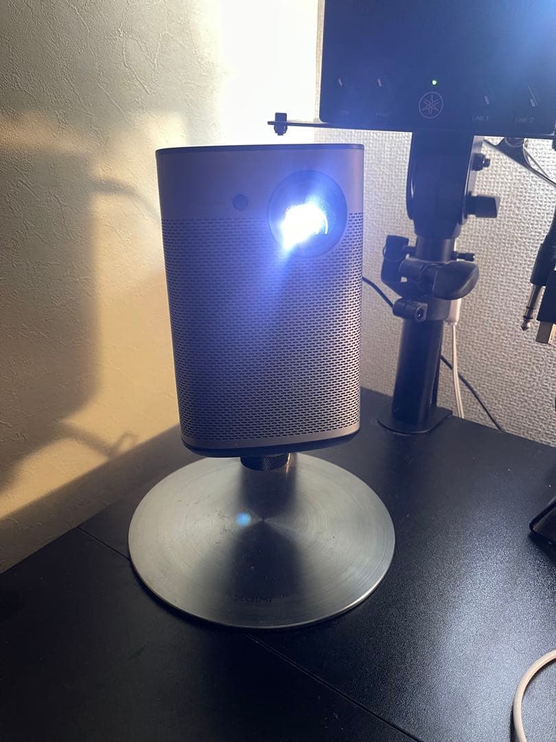 XGIMI HALO プロジェクター本体 リモコン・台座付き