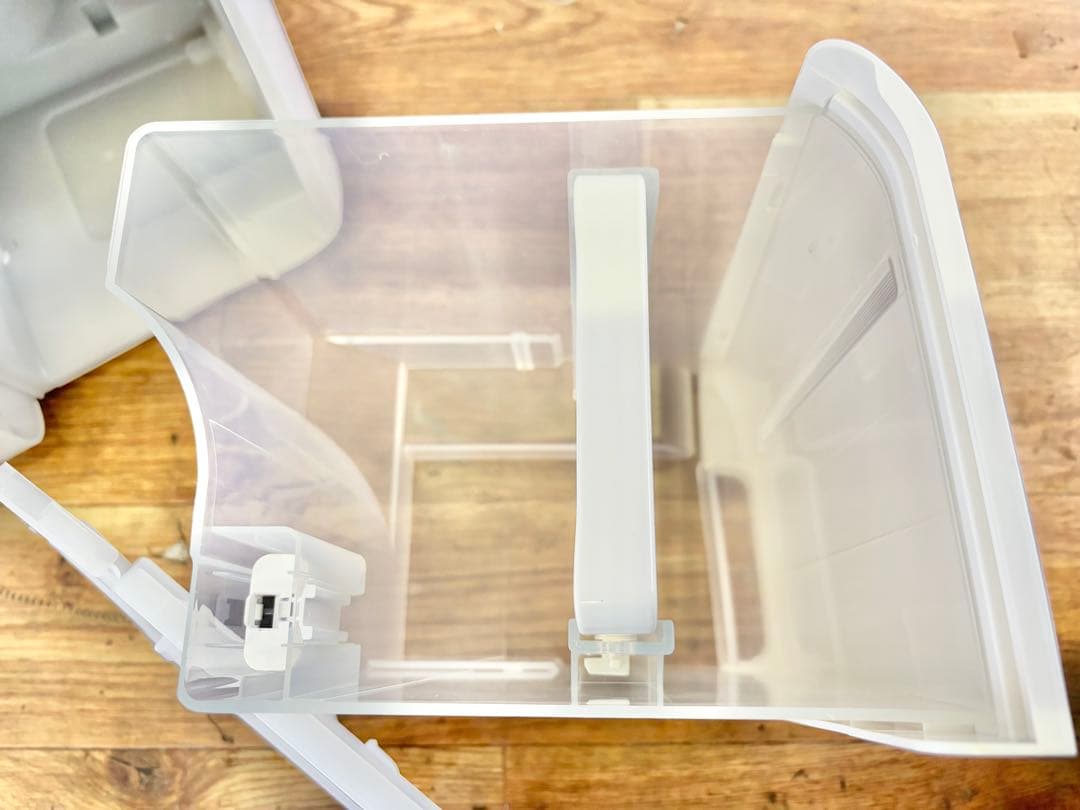 SHARPシャープ 衣類乾燥 除湿機 2024年製 CV-R120-W