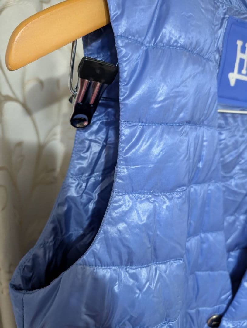 Herno 軽量ダウンベスト