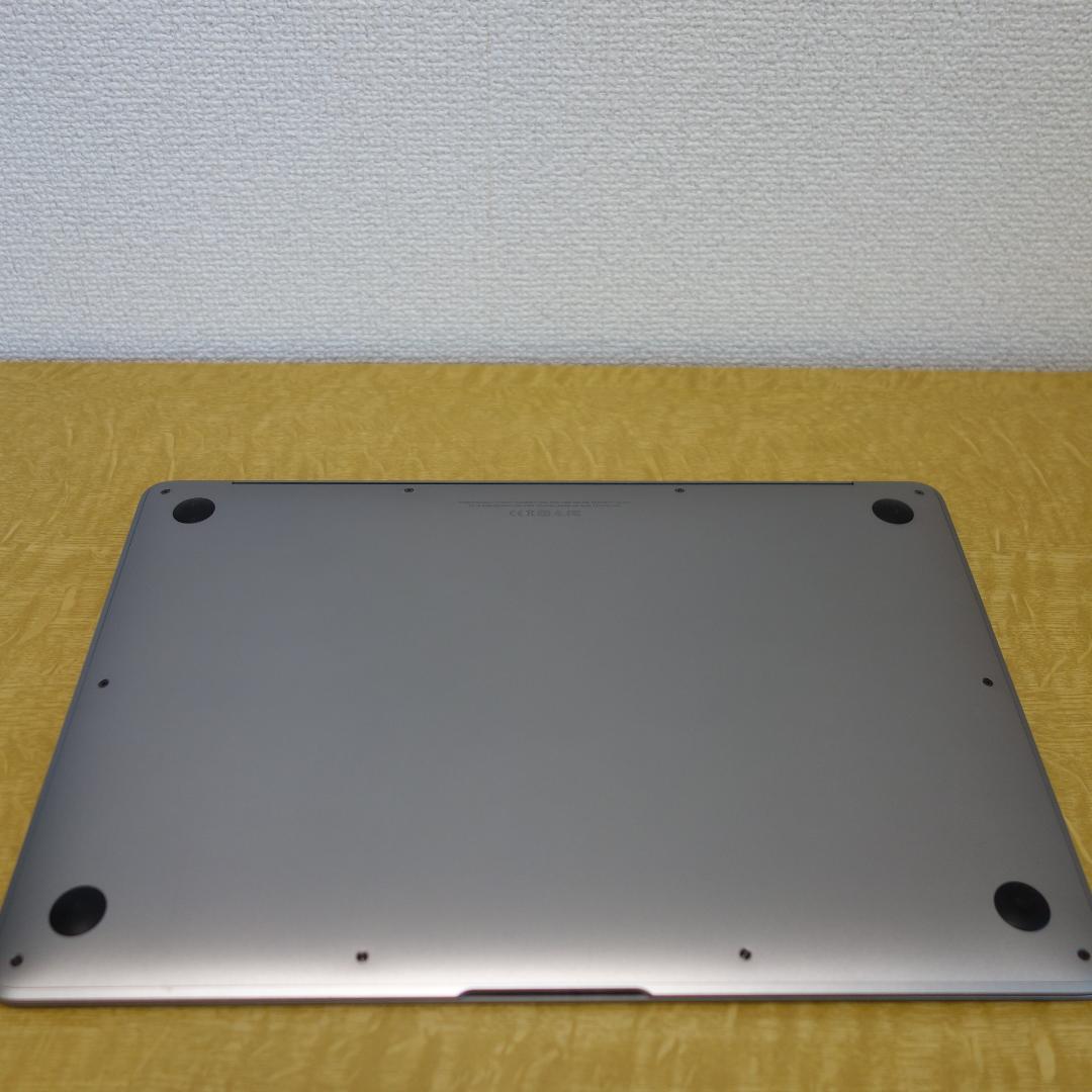 308）MacBook Air 2019　13インチ　/256GB/8GB/i5