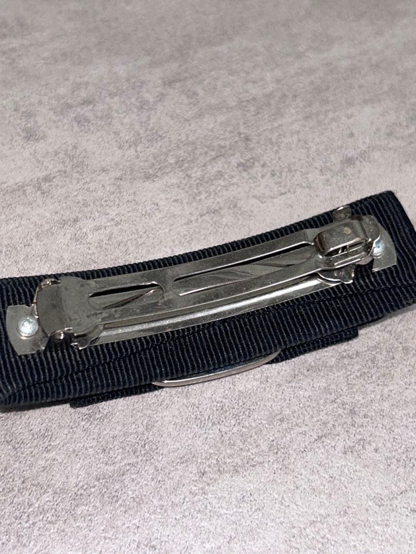 フェラガモ　バレッタ　ブラック×シルバー