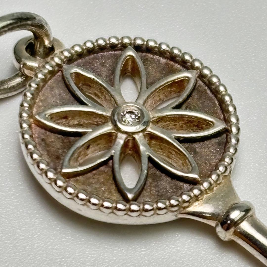 Tiffany & Co. デイジーキー チャーム