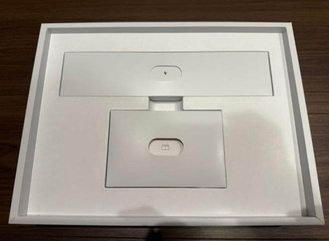 『訳有』Surface Laptop Go3 8GB 128GB シルバー 本体