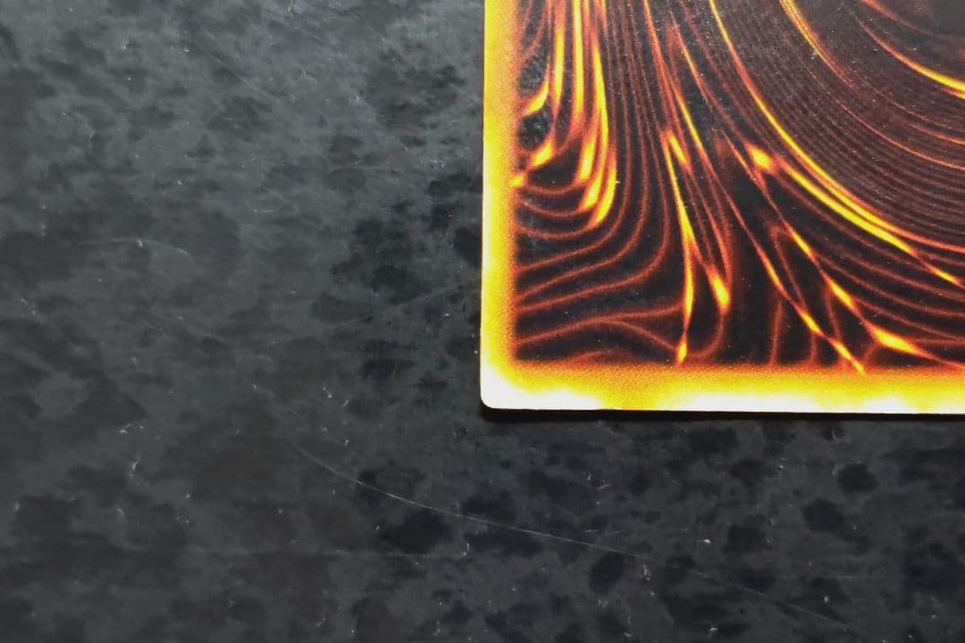 遊戯王　真紅眼の黒竜　初期ウルトラレア　良品