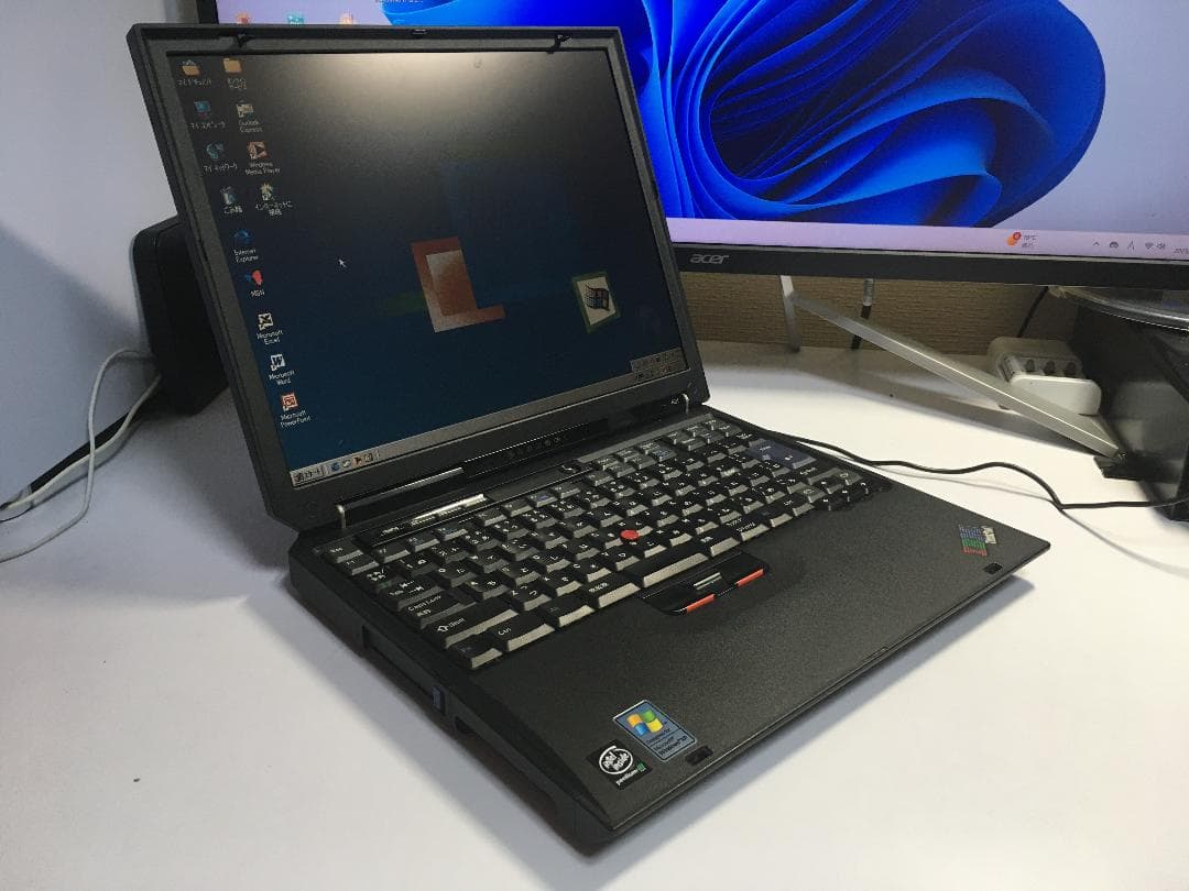 Windowsノート本体 IBM ThinkPad R31 2656-8FJ WindowsMe