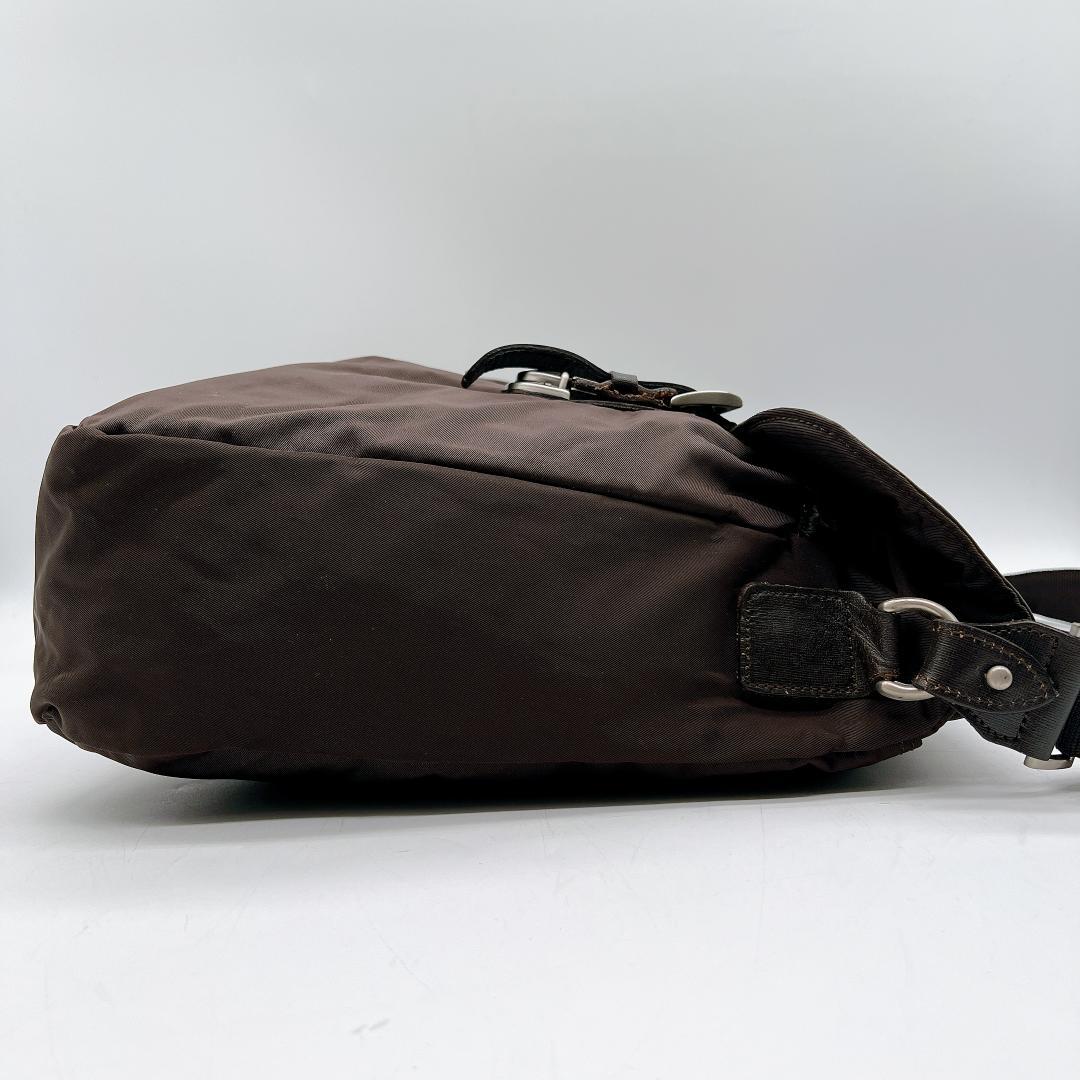 TOMORROWLAND ナイロン レザー ショルダーバッグ A4可　f399