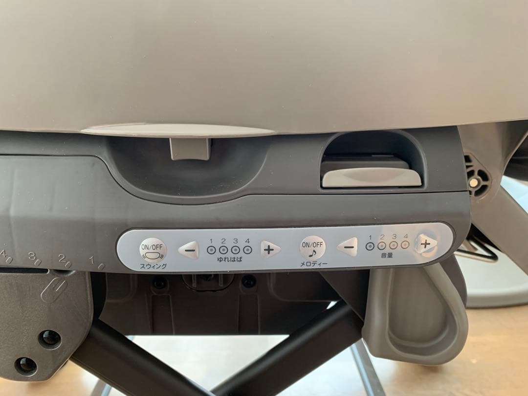 Combi（コンビ）ネムリラ AUTO SWING BEDi