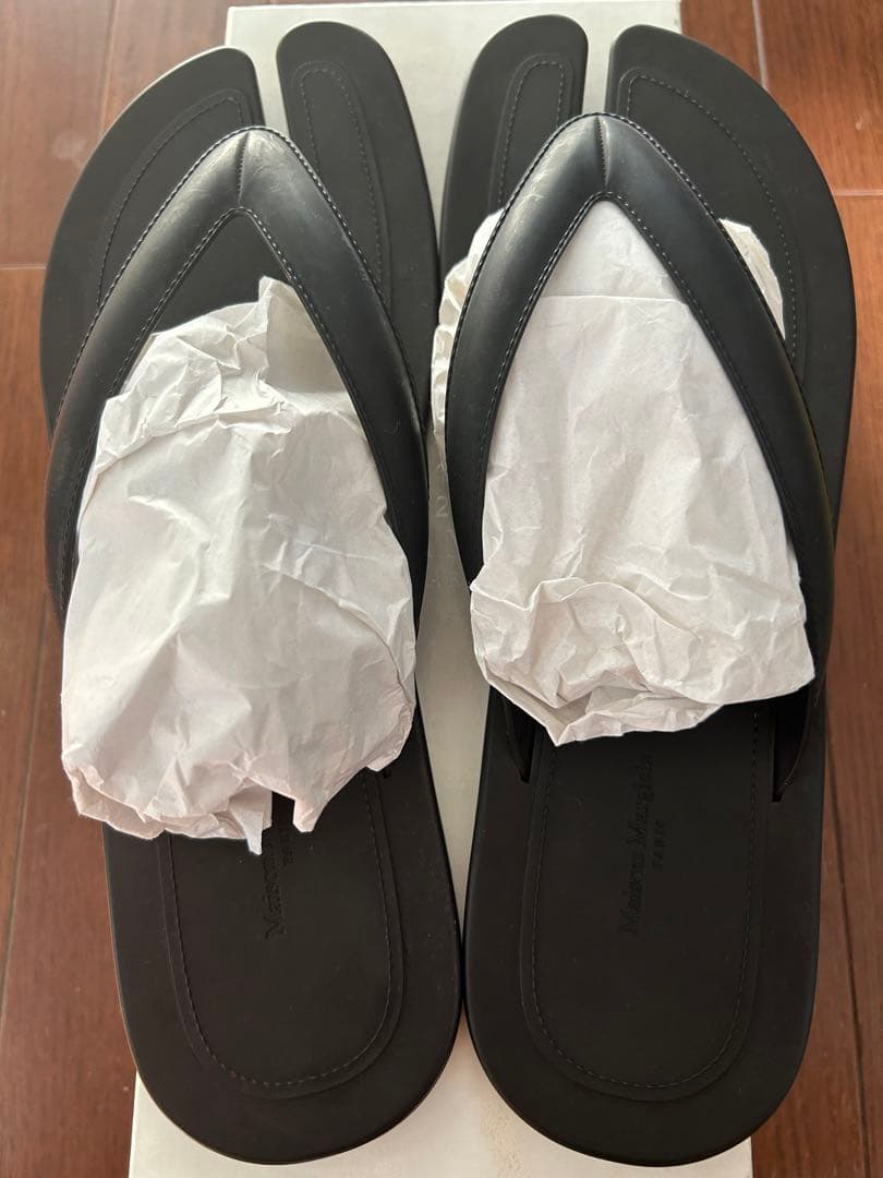 靴 Maison Margiela Tabi Thong Sandal