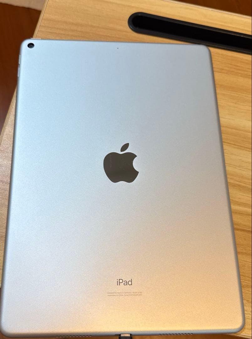 よ*1様 iPad Air 第3世代 Wi-Fi 64GB MUUK2J/A シ
