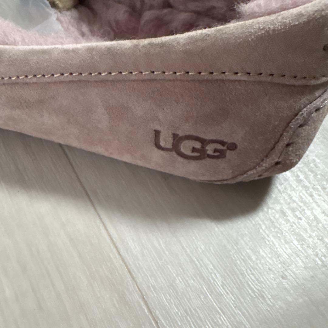 UGGアンスレーボウ モカシン ローファー ピンク ファー スエード 24cm