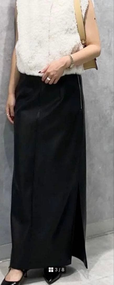 TOMORROWLAND⭐︎BALLSEY ランダムファー ショートベスト 36白