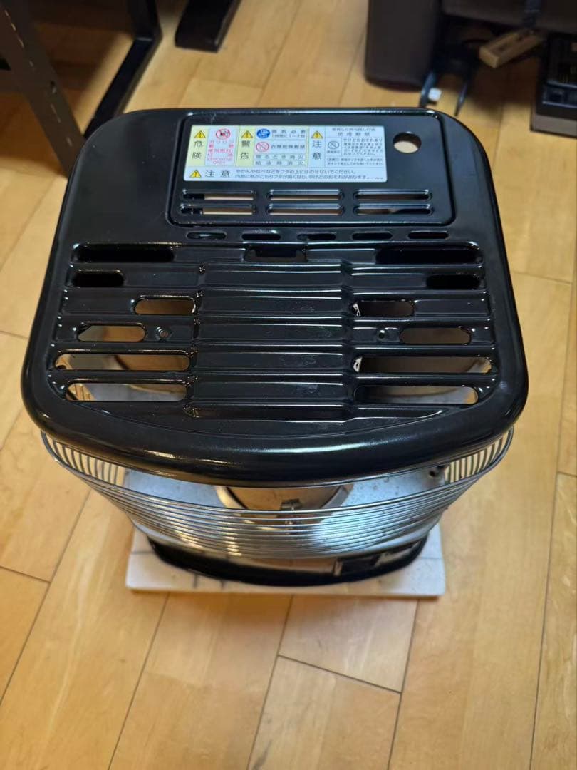 未使用品　グリーンウッド GKP-P243N 石油ストーブ