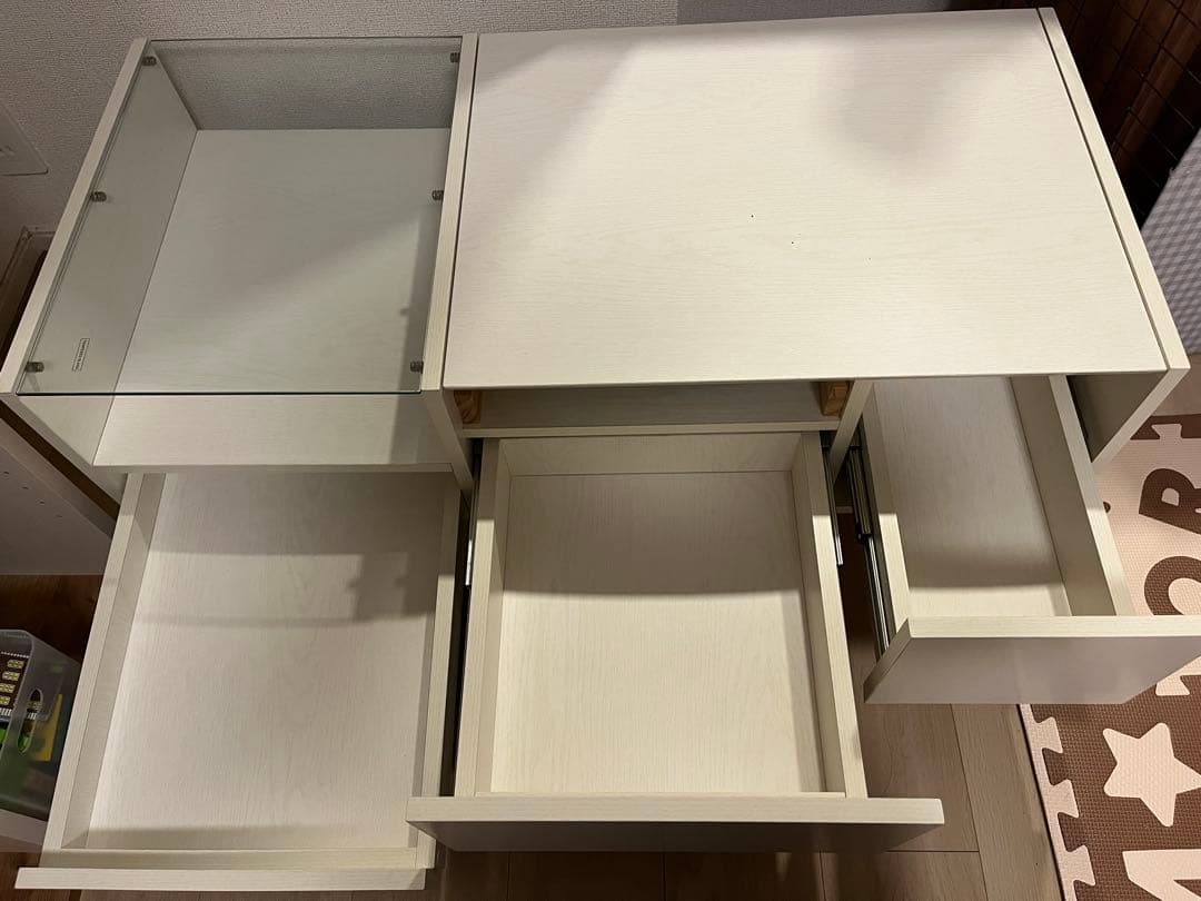 ロウヤ　ホワイト木製ガラス収納　ドレッサー