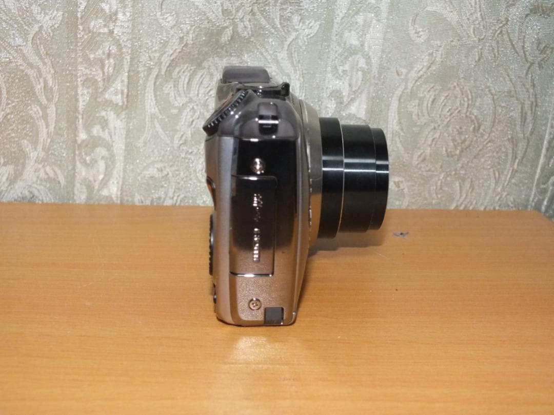 デジタルカメラ FUJIFILM FINEPIX F600EXR