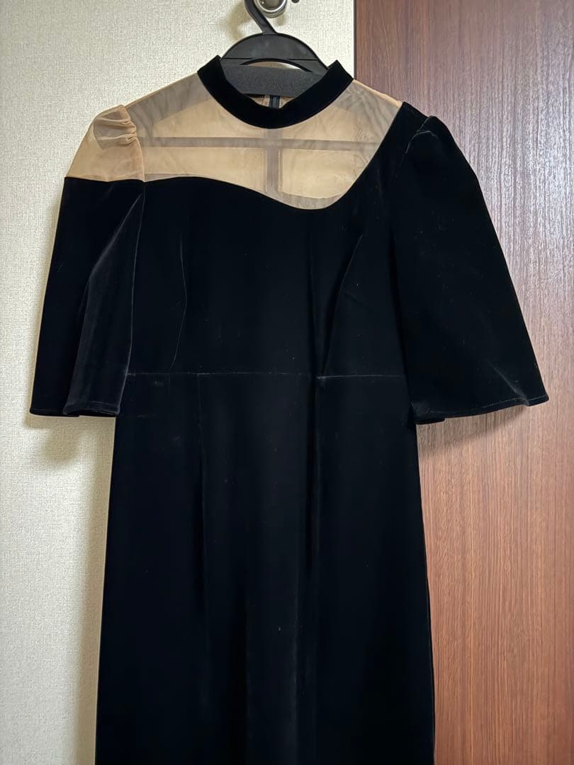 【LEJA】即発送可　シアーベロアIラインワンピースドレス