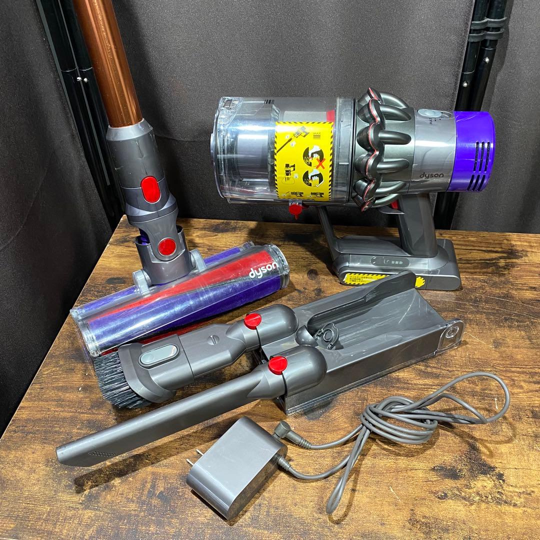 Dyson Cyclone V10 Fluffy コードレス掃除機　sv12