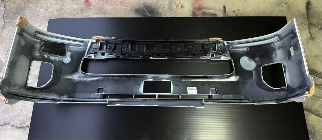 新品 ハイエース 標準 200系 純正 フロントバンパー 52119-26661