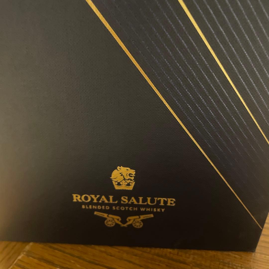 ロイヤルサルート21 Year Old ウイスキー 箱付き☆
