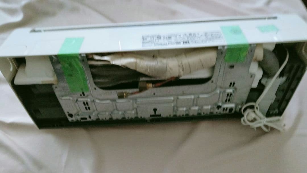 HITACHI エアコン 白くまくん RAS-A22F(w)室内機 リモコン付き
