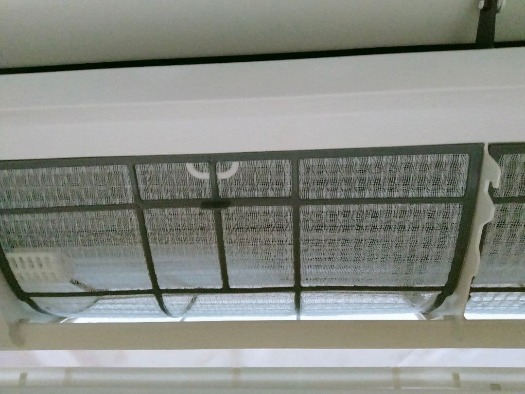 HITACHI エアコン 白くまくん RAS-A22F(w)室内機 リモコン付き