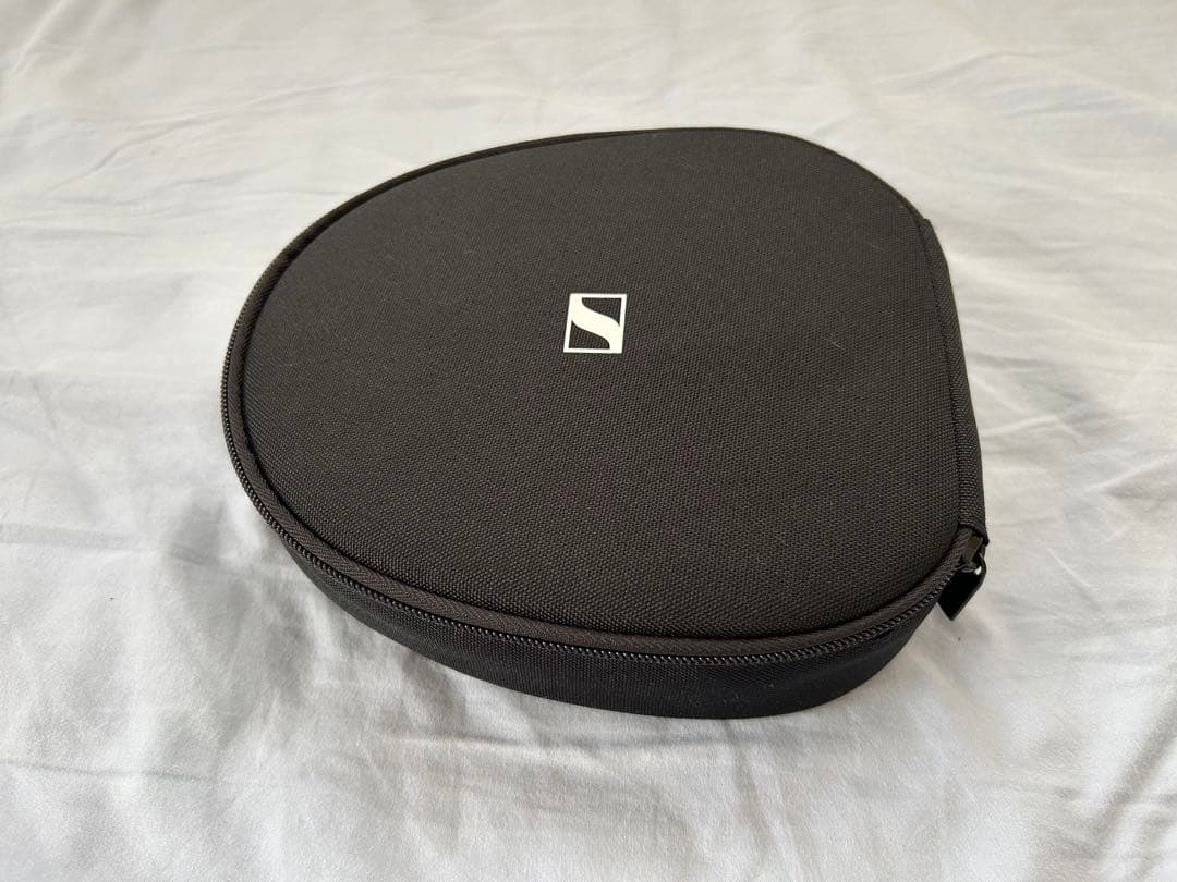 ヘッドホン ACCENTUM Plus Wireless