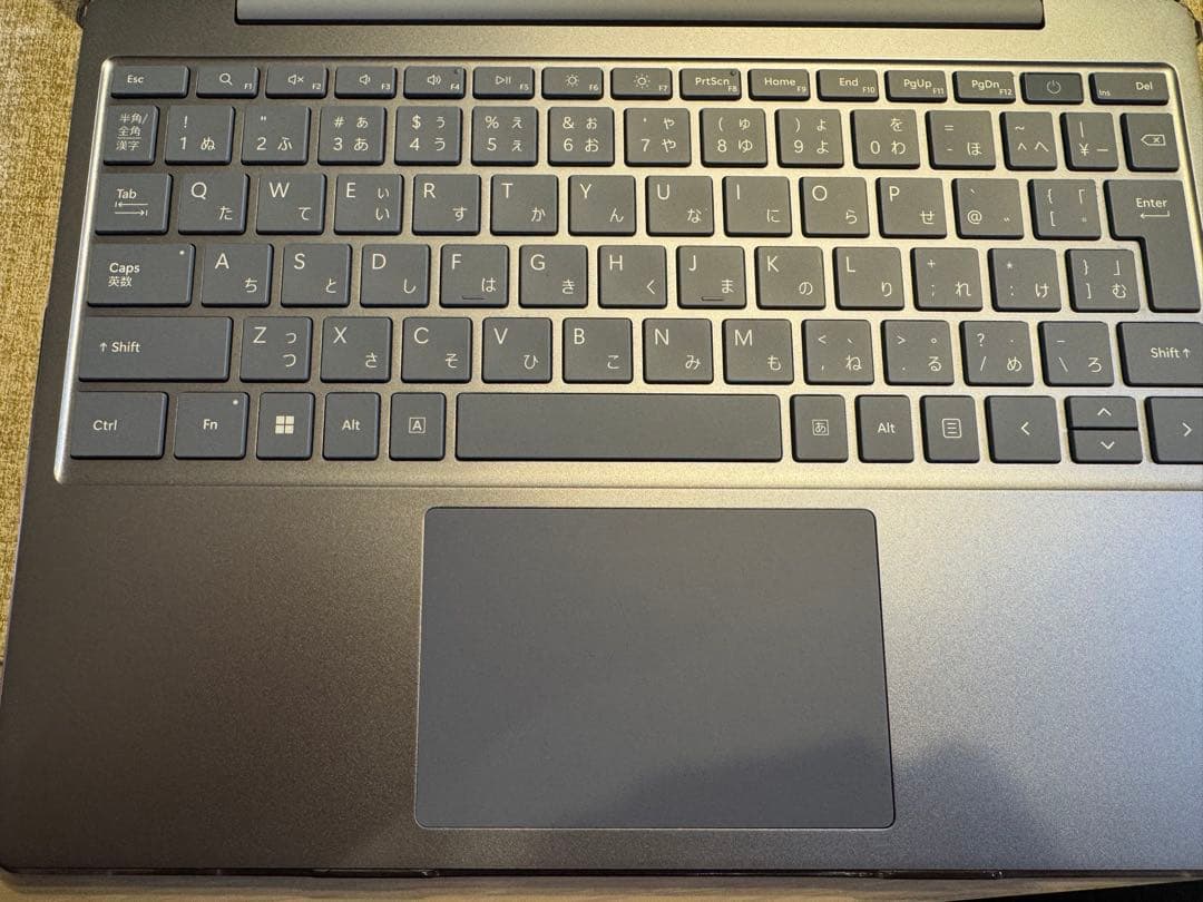 美品Surface laptop go 3 (i5/16GB/256GB)