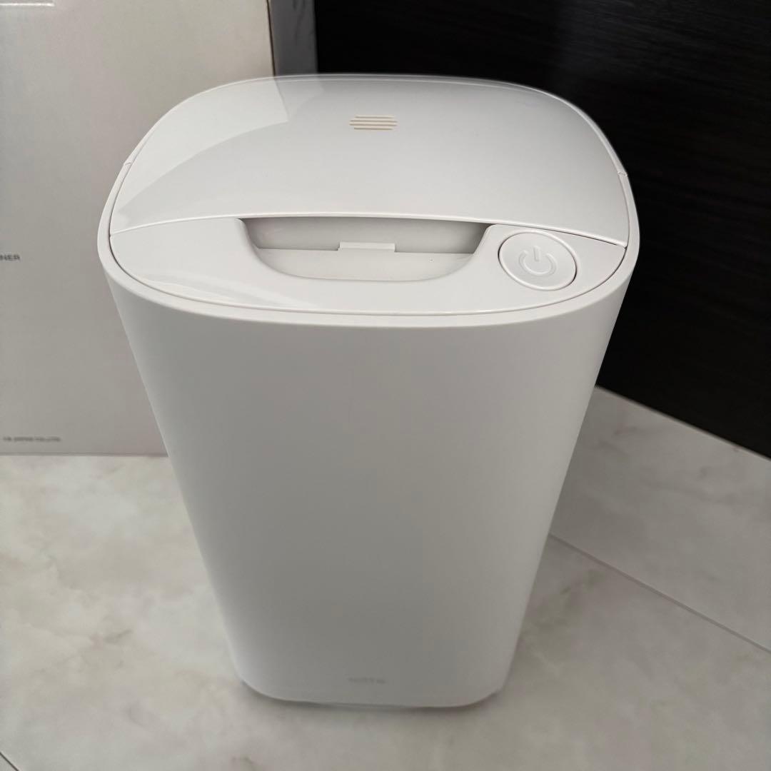 未使用・保証付★シービージャパン mlte 電動ちりとり MR-05FC 白