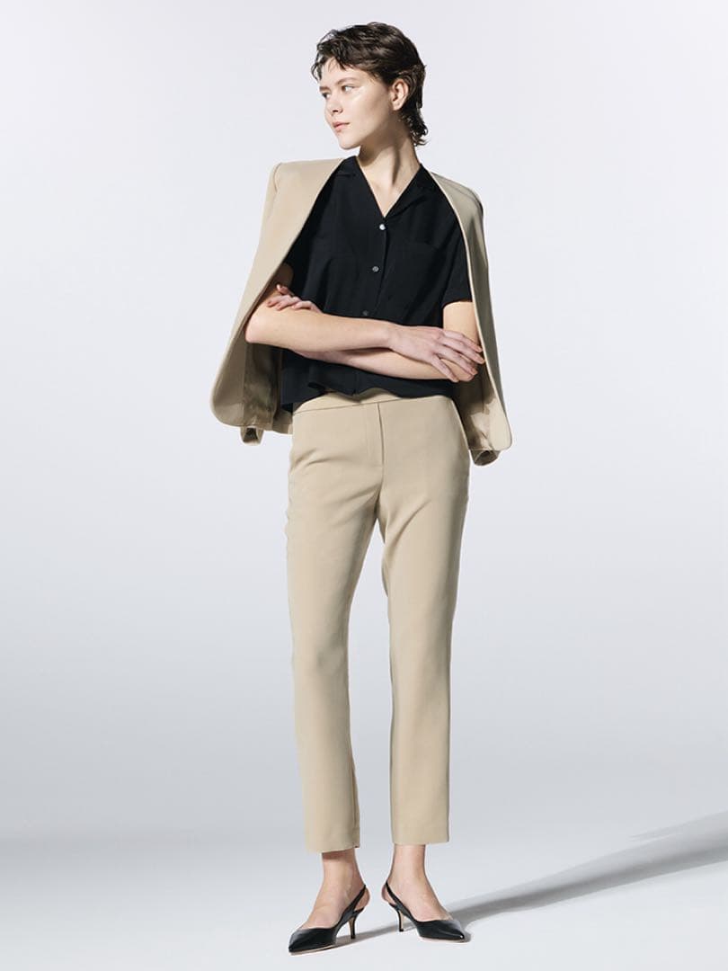 ♡大きいサイズ　セオリー　CLASSICCREPE　ジャケット＆パンツ　ベージュ