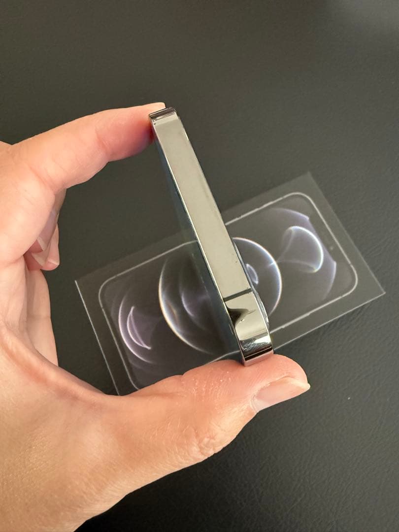 Apple iPhone 12 Pro 256GB グラファイト 本体　箱付き