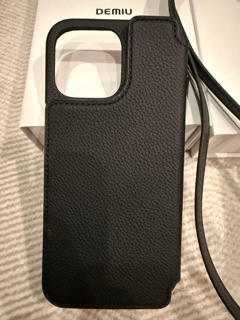 POCHE FLAT iPhone16ProMax DEMIU 黒 ストラップ付