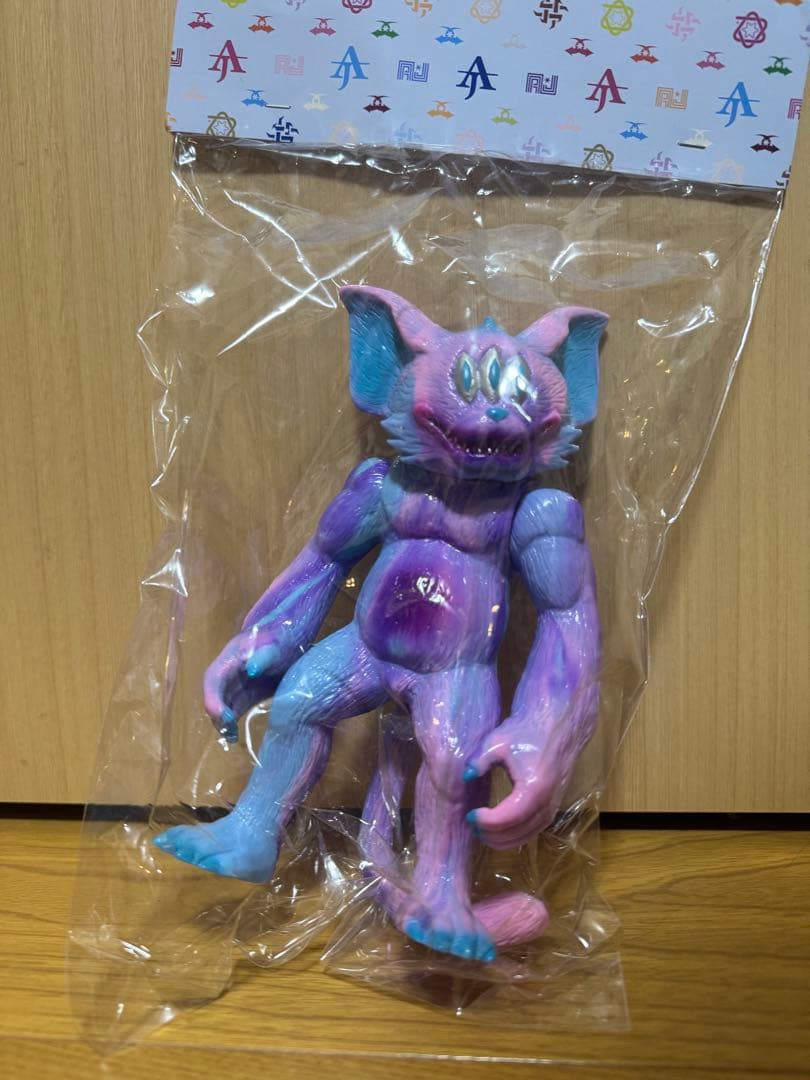 【土日限定値下げ】 バイオレントキャット　アートジャンキー