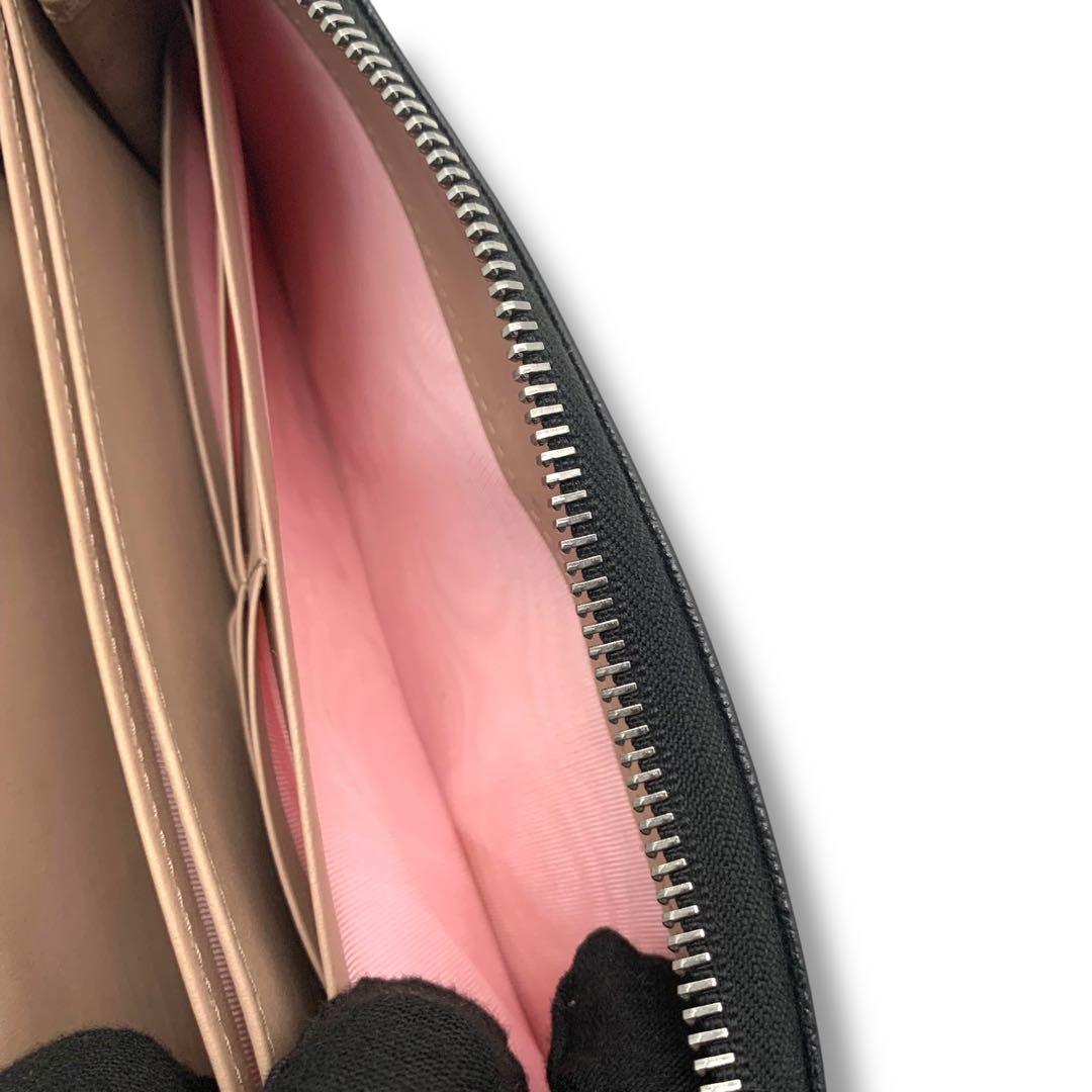 極美品！　PRADA ブラック レザー 長財布　三角ロゴ　ウォレット