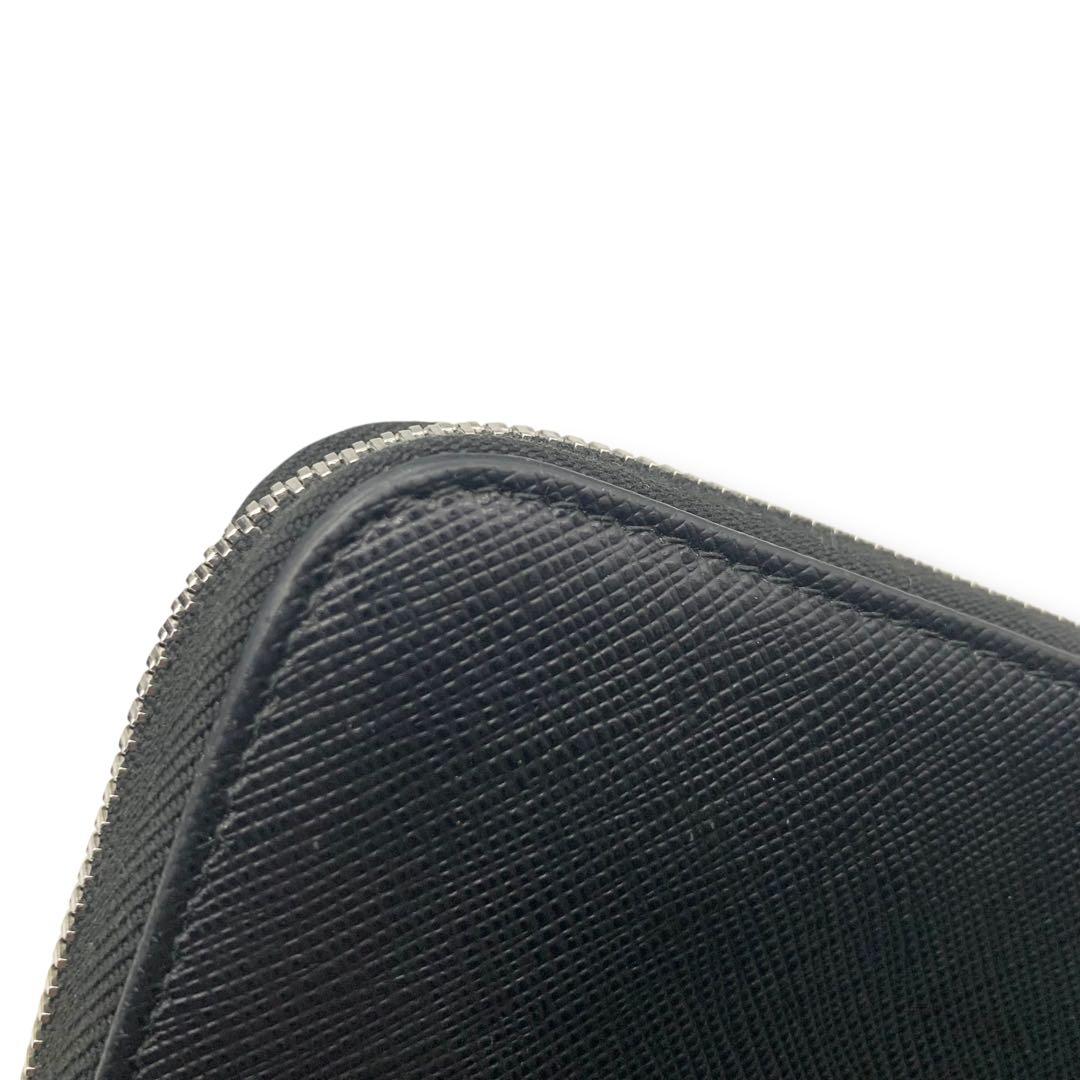 極美品！　PRADA ブラック レザー 長財布　三角ロゴ　ウォレット