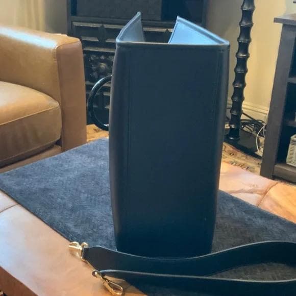 中古 FENDACE ロゴ入りショルダーバッグ