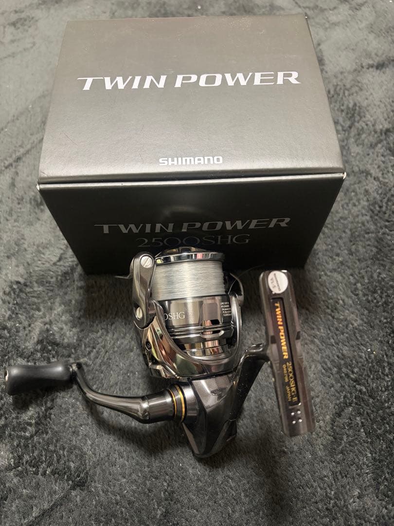 ☆SHIMANO TWIN POWER 2500SHG*スピニングリール☆