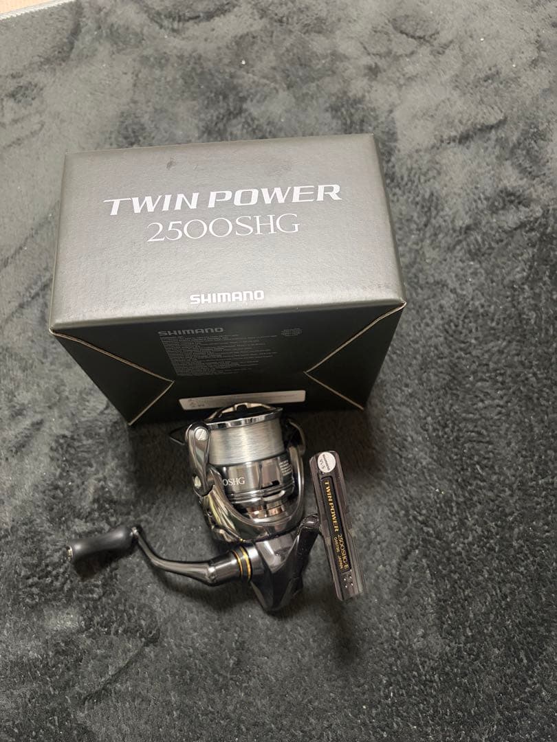 ☆SHIMANO TWIN POWER 2500SHG*スピニングリール☆
