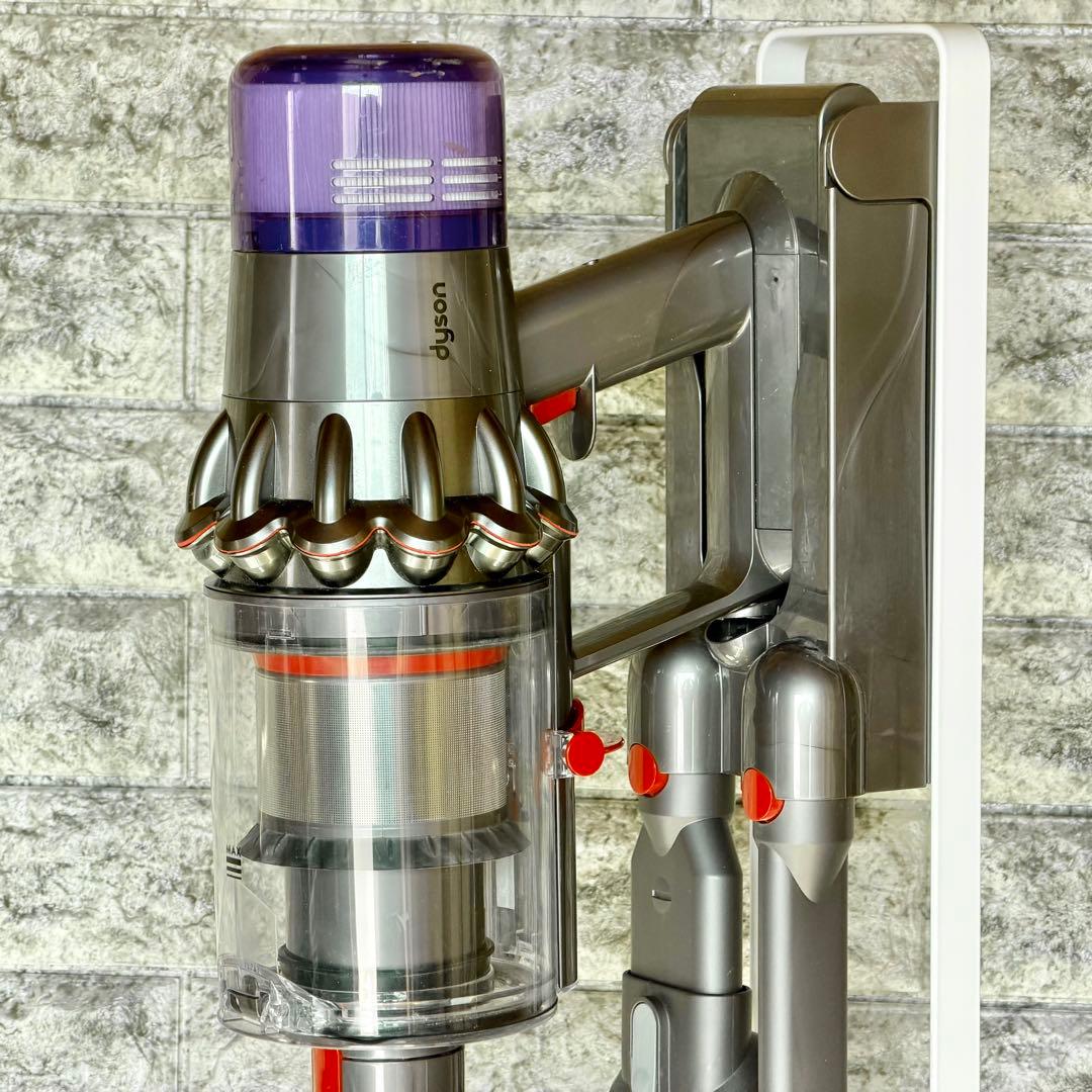 訳あり❗️Dyson V11 fluffy スタンドセット