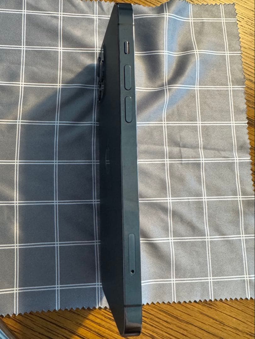 Apple iPhone 12 Pro 512GBグラファイト SIMフリー