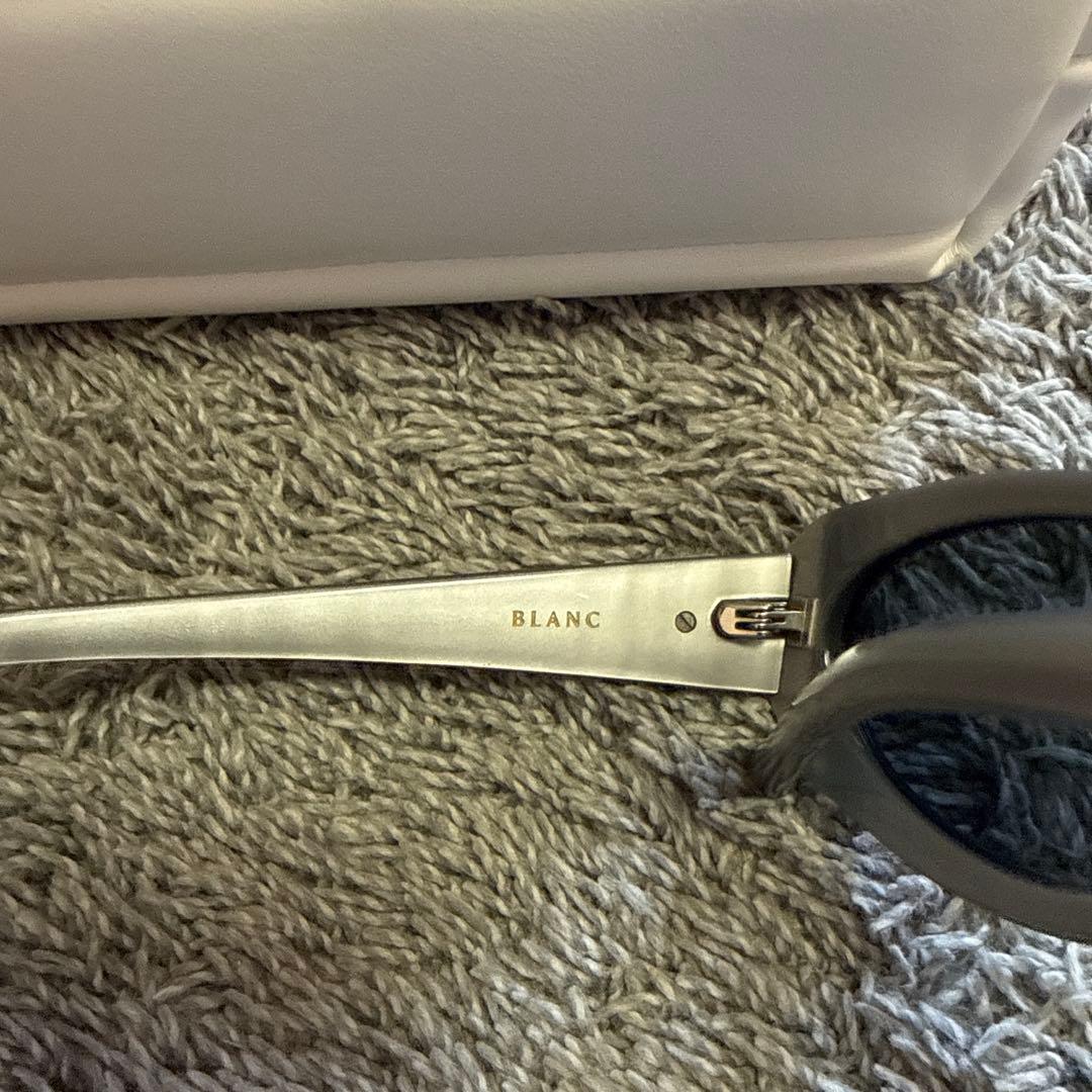 【最終値下げ】GENTLE MONSTER グレー サングラス ケース付き