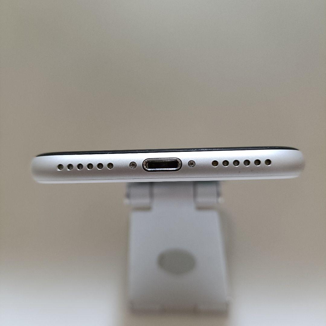 美品新品バッテリー iPhoneSE 第2世代 64GB SIMフリー100%