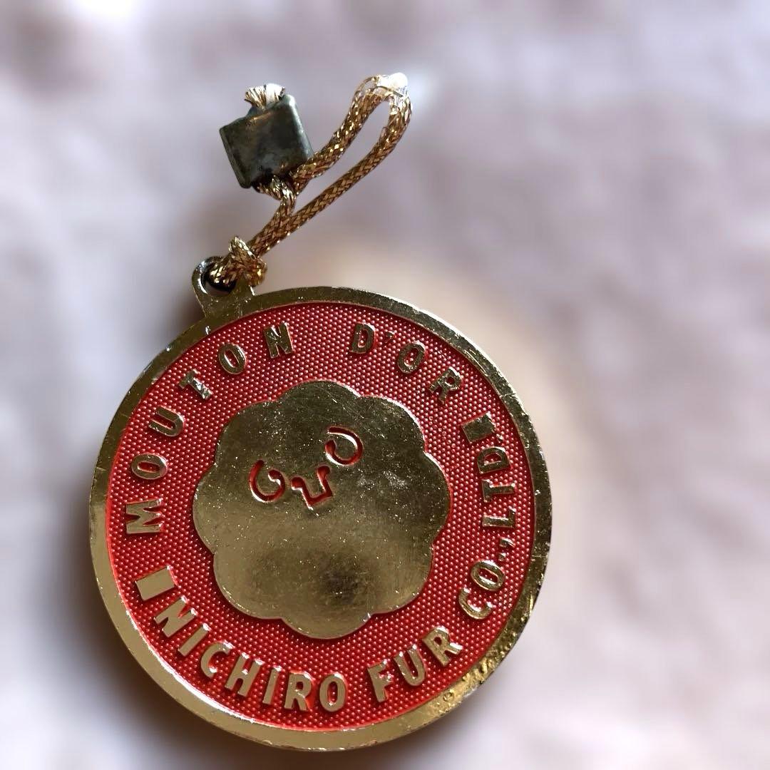 ムートン ファー ラグ