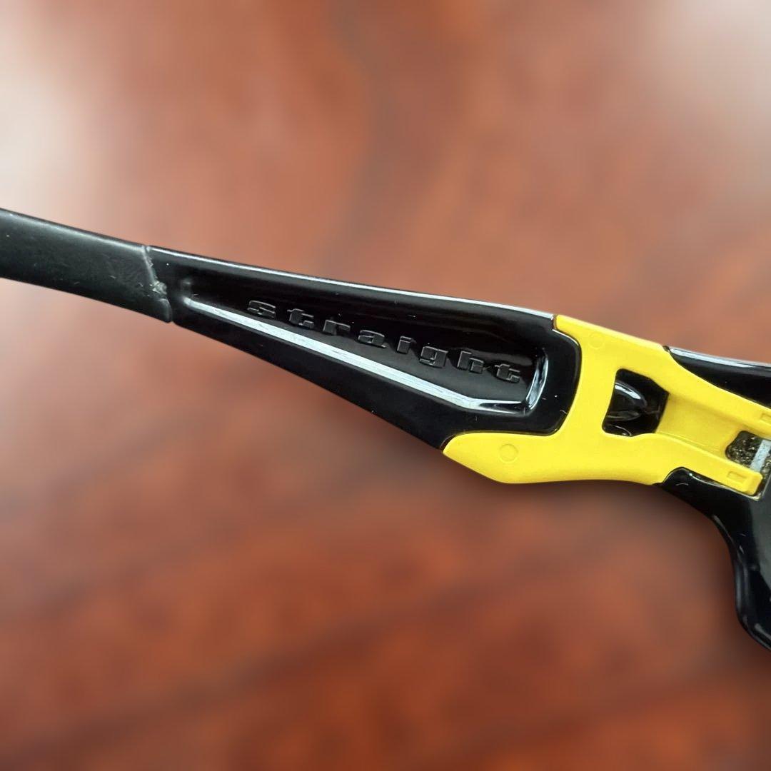 小物 OAKLEY LIVESTRONG STRAIGHTJACKET